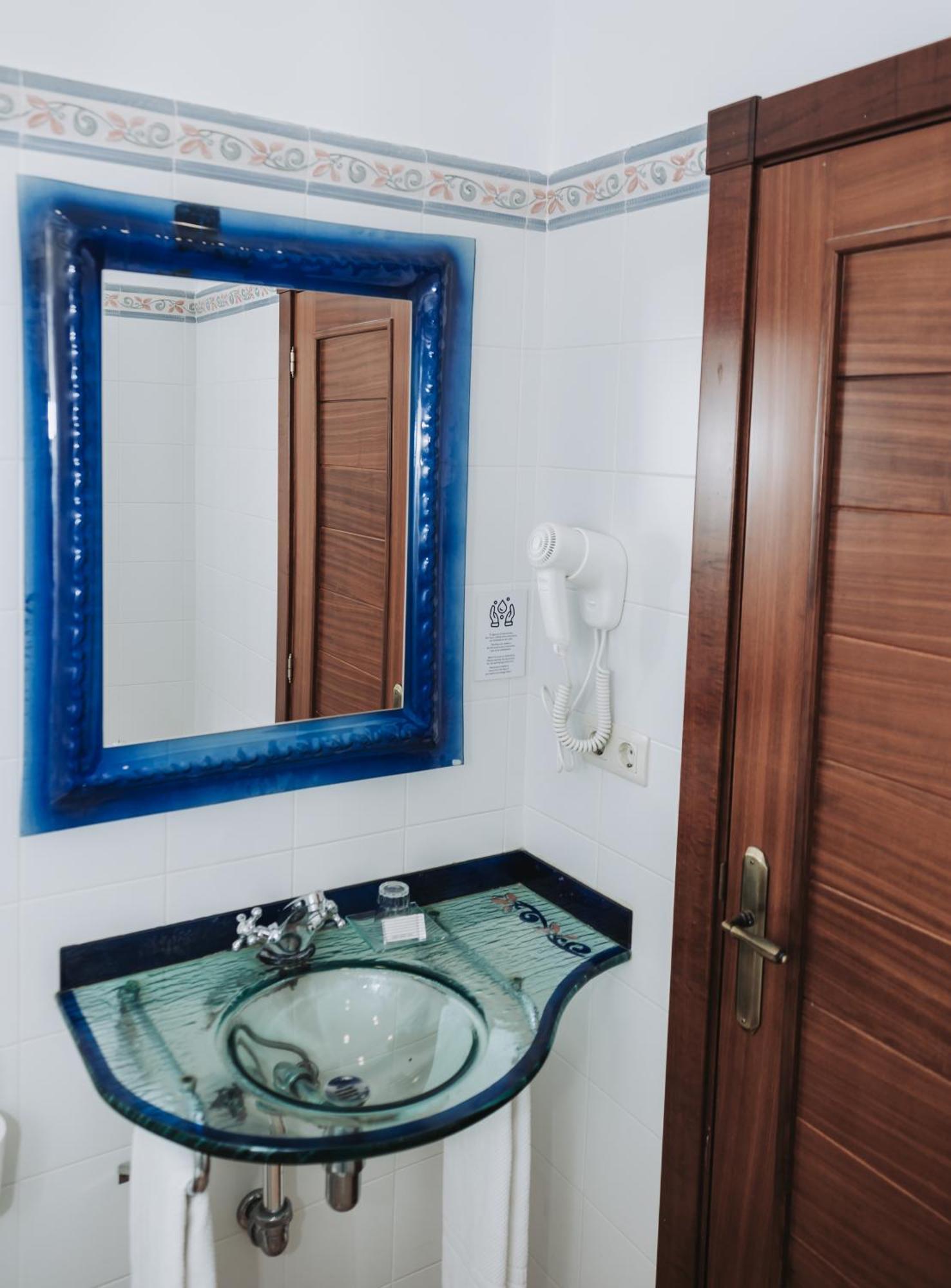 فندق Casa Veiga Valdoviño المظهر الخارجي الصورة